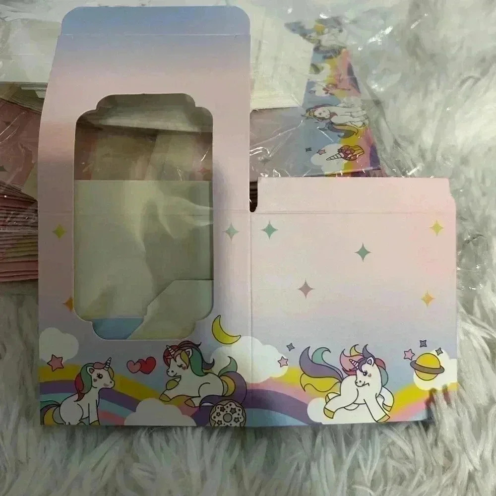 Unicorn‎ box cupcake holders.50 ct. New birthday party supplies.